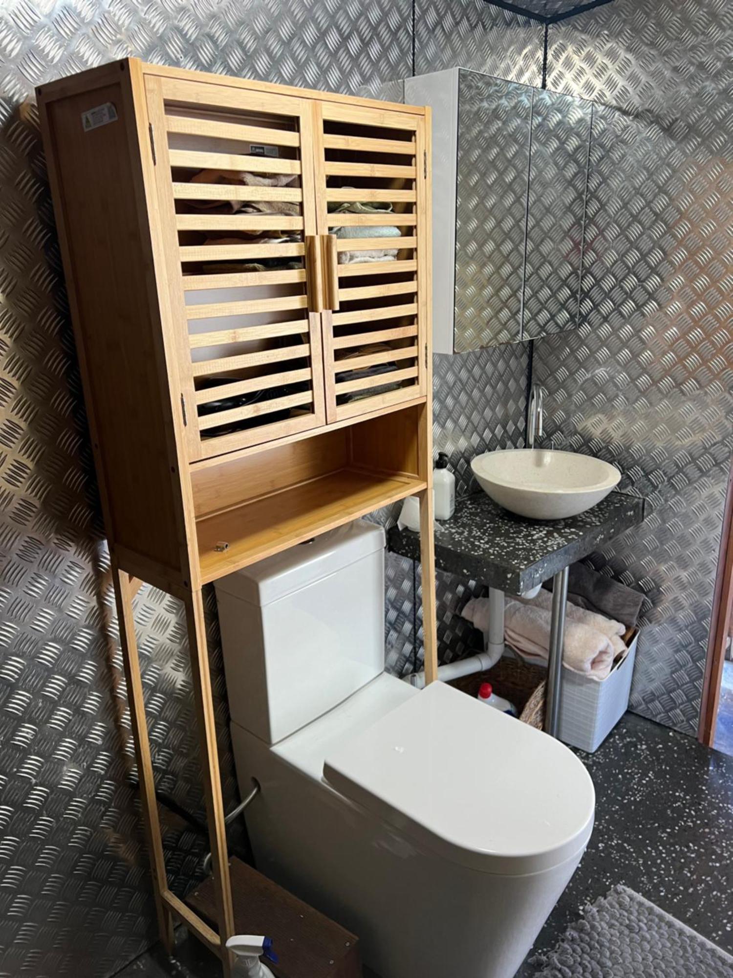 Self Contained Open Shed Space Wainui  Eksteriør bilde